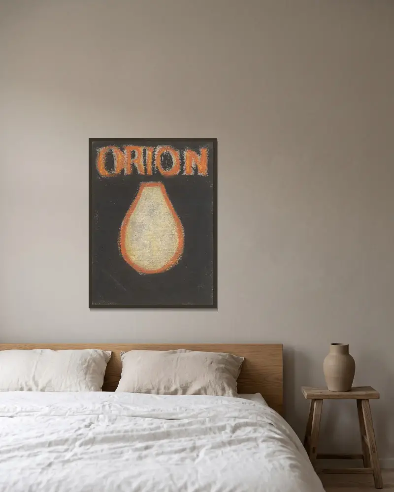 Orion av Zolo Palugyay inramad på en vägg