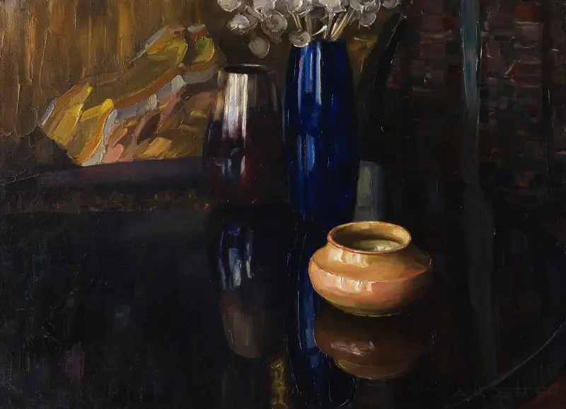 Vasstilleben på mahognybord av Alexander Koester