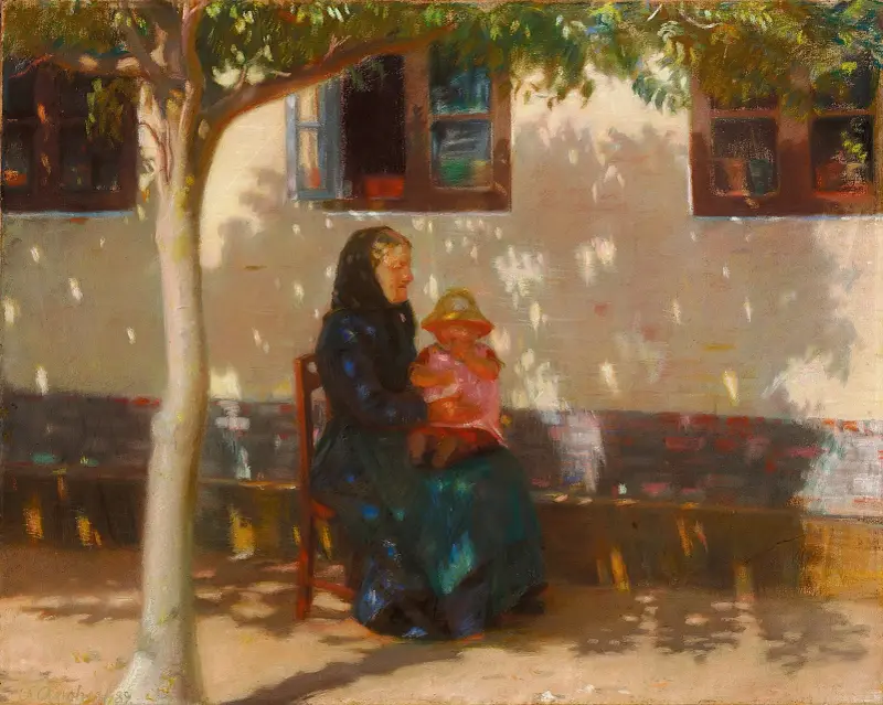 Skagenerin mit der kleinen Helga Ancher auf dem Schoß im Sonnenschein vor einem weißgetünchten Haus von Anna Ancher
