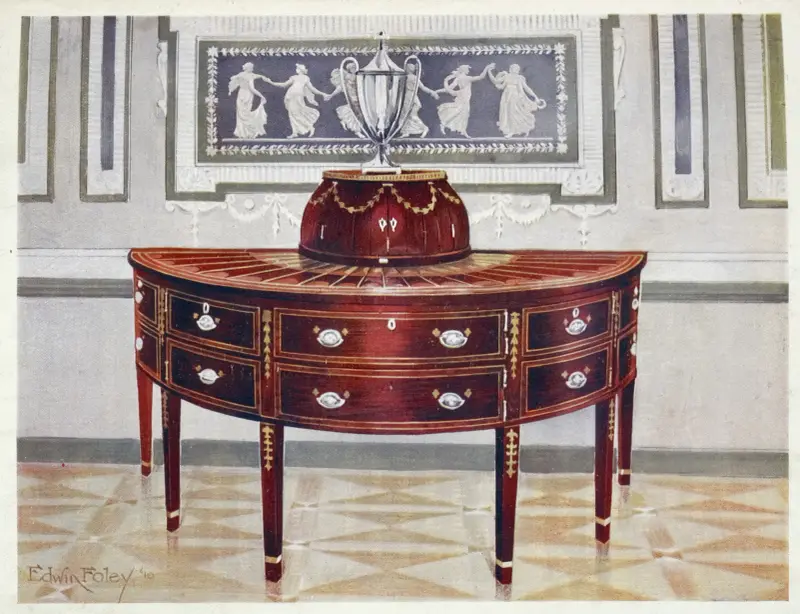 Semi-circular mahogany sideboard and knife-box. Inlaid and banded with satinwood, mahogany, and ebony av Edwin Foley